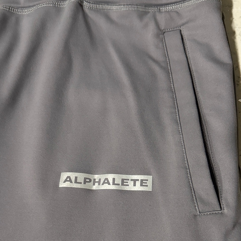 2 Alphalete Men’s Joggers - Picture 3 of 10